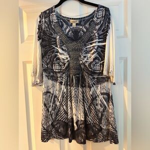 Emerald A-line Top with beautiful graphic design